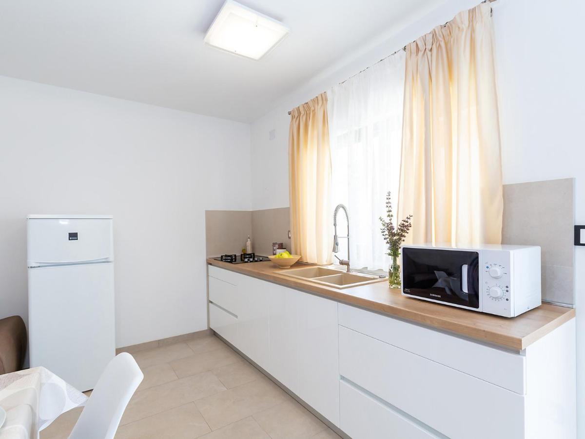 Appartement Gioia With Terrace Poreč